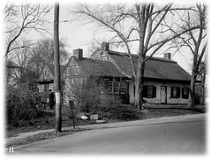 Dutch Colonial Gambrel Roof farmbouse, architectural plans, 3 Bedrooms, 2 Baths