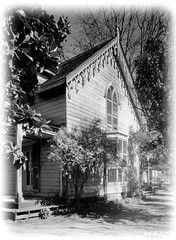 Victorian Style Country Farmhouse, porches, 4-5 beds, 2+ baths, printed plans