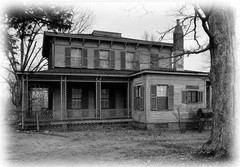 Italianate Victorian farmhouse, wrap-around porches, architectural PRINTED PLANS