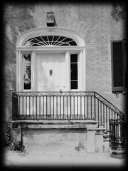 Traditional Colonial Brick Townhouse, narrow lot, 4+ bedrooms, home plans