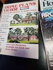 Vintage 1980s Home Plans & Design Magazines Lot Of 9 Plus 3 Brochures.