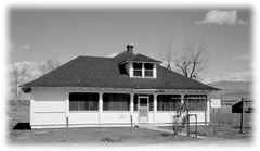 Craftsman bungalow house plans, 4 bedroom home with expansive porch