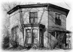 Victorian Octagon home, beautiful porch & cornice, architectural house plans