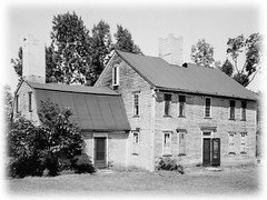 Traditional Colonial Style Home plans, wood frame house, 4 bedrooms