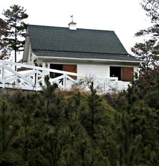 17 Small Horse Barn Designs – Complete Pole-Barn Construction Blueprints (B8)