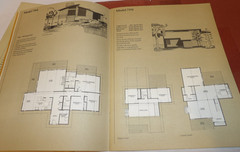 VINTAGE 1985 CONTEMPORARY HOMES CATALOG OF HOUSE PLANS! LAYOUTS! COLOR PICTURES!