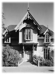 Carpenter Gothic Victorian home, gables, dormers, 5-6 Bedrooms, detailed plans